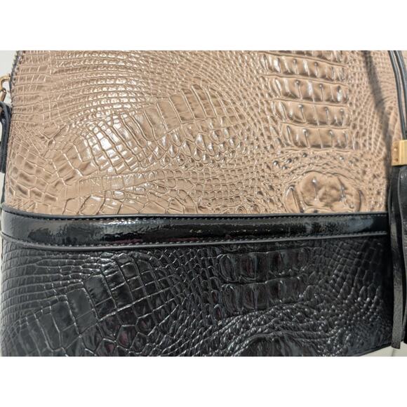 Alyssa Vegan Handbag Purse Bag Tote 2 Colored Light Brown Black Alligator Print - Picture 13 of 14
